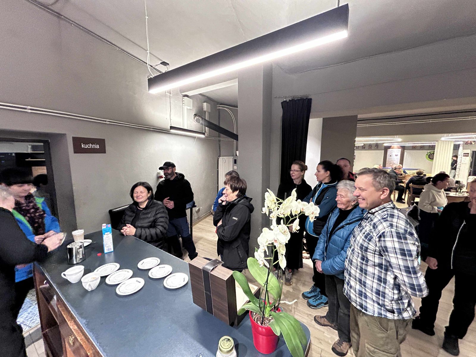 6d54802b-1eb1-4a91-bd22-0d22b9166645